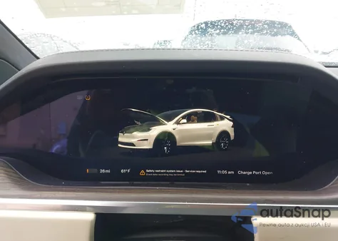 2021 Tesla Model X Long Range Dual Motor All-Wheel Drive z USA, uszkodzony, nr VIN 5YJXCBE50MF326779